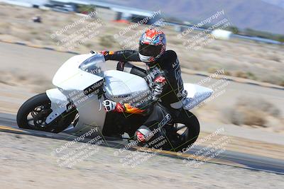 media/Feb-04-2024-SoCal Trackdays (Sun) [[91d6515b1d]]/7-Turn 9 Inside (1140am)/